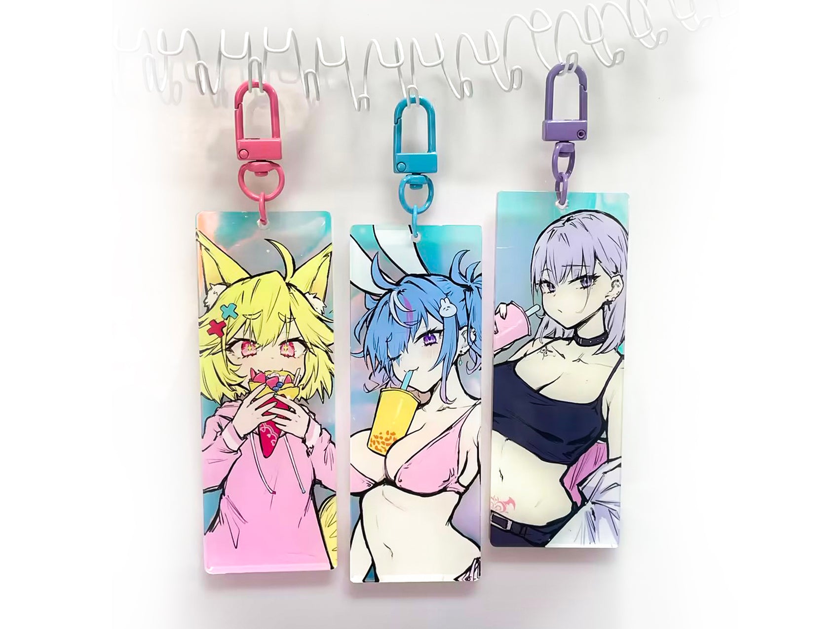 Concon Original Double Sided Rectangle Rainbow Charm - detail view
